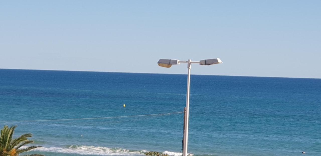 Villaislandia Oropesa del Mar Bagian luar foto